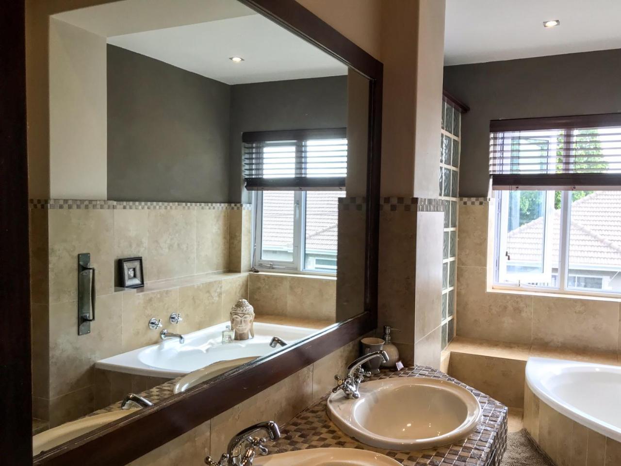 Avatara Bed & Breakfast Cape Town Luaran gambar